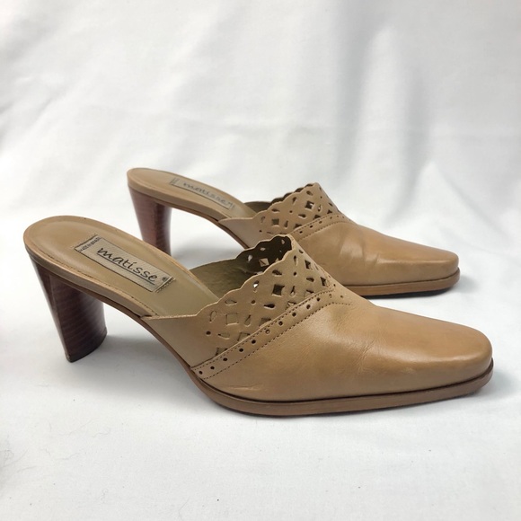 Matisse Shoes - Matisse Tan Cut Out Leather Mules/Clogs Size7M